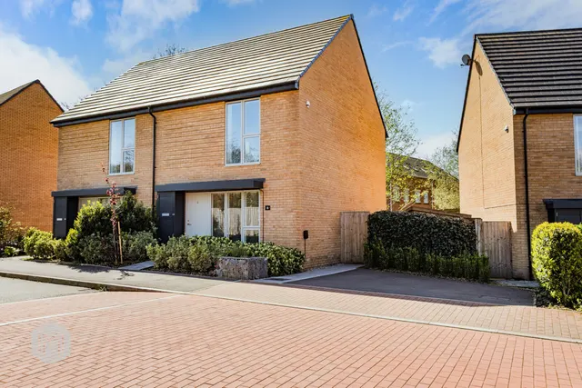 Fenton Way, Bolton, BL3 3GN, photo 1