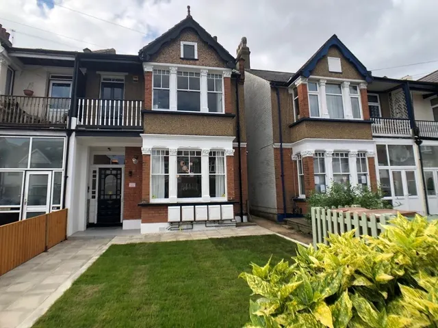 Marlborough Hill, Harrow, photo 1