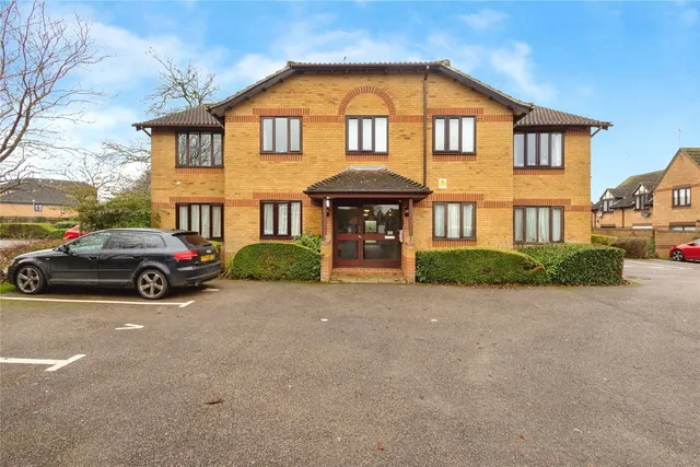 Hirondelle Close, Northampton, Northamptonshire, NN5, photo 1