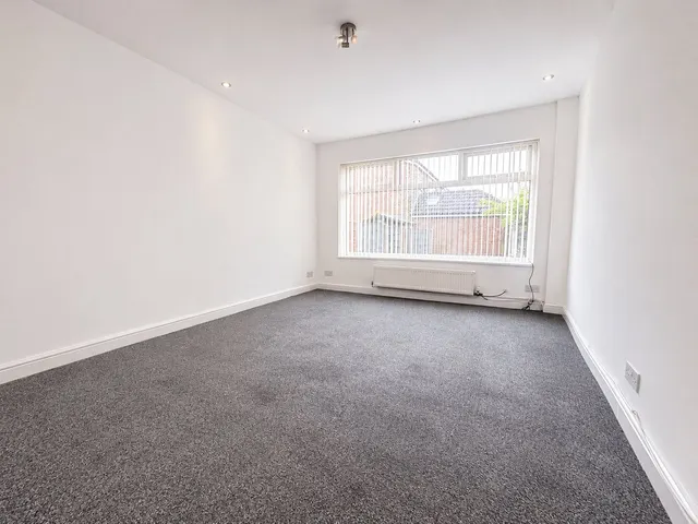 Photo 3 — Hampstead Lane, Stockport, Greater Manchester, SK2