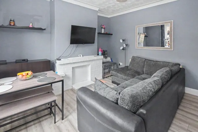 Cecil Grove, Leeds, LS12, photo 2