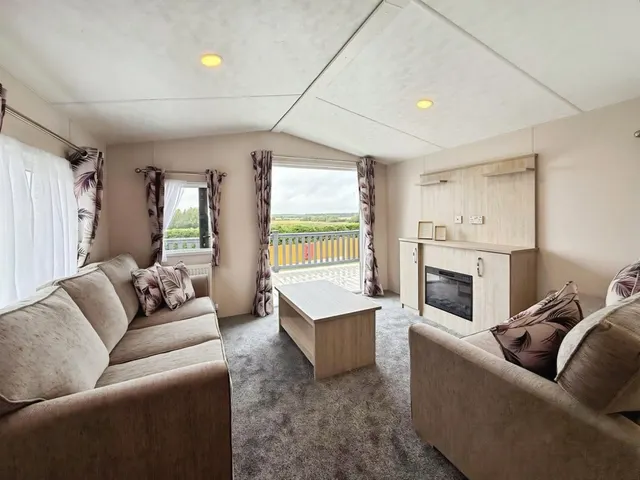 Blyton, Gainsborough, DN21, photo 3