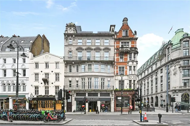 Strand, London, WC2R, photo 1