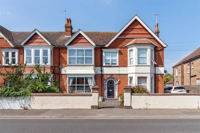 Cowper Road, Worthing, photo 1