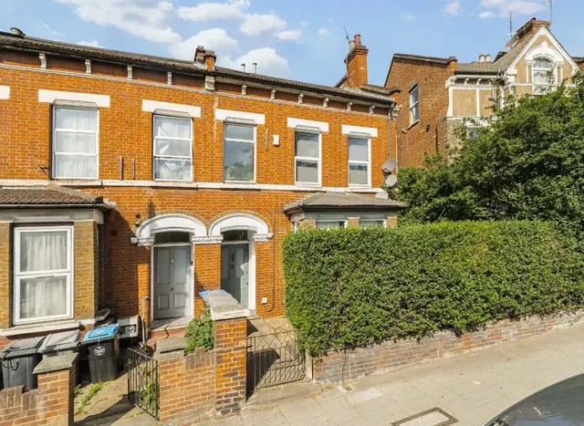 Station Road, Willesden Junction, NW10, photo 1