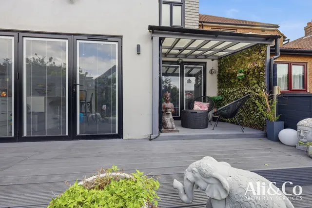 Photo 2 — Orchard Drive, Grays, Essex, RM17 5AF