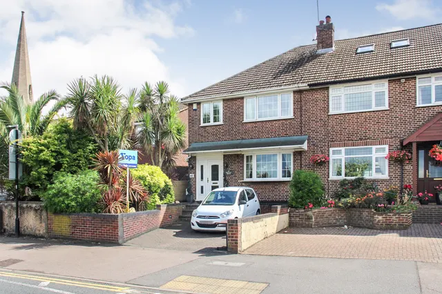 Bexley Road, Erith, DA8, photo 1