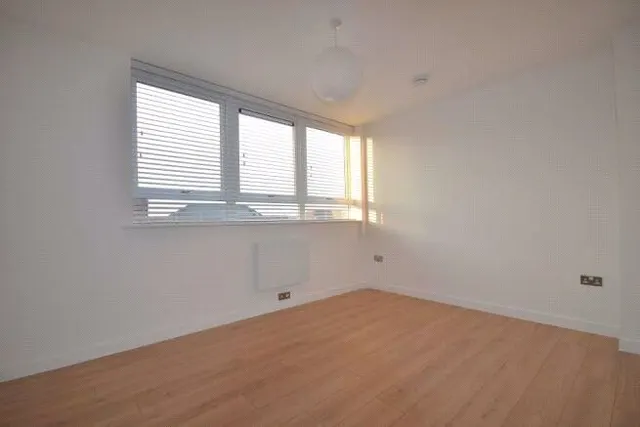 Meadow Walk, Chelmsford, CM1, photo 2