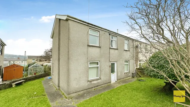 Crescent Road, Sarn, Bridgend, Mid Glamorgan, photo 1