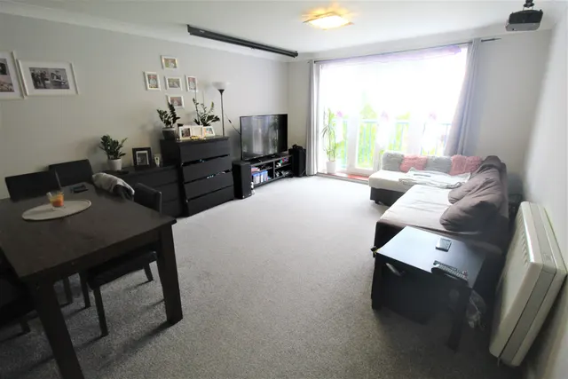 Photo 2 — Argent Court, Grays, Essex, RM17 6QT