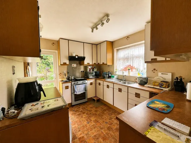 Orchard Leaze, Dursley, GL11, photo 3
