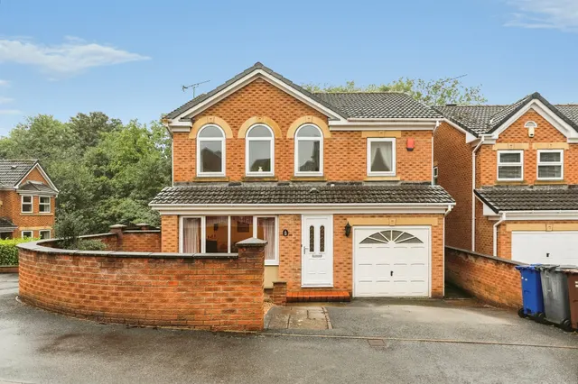 Far Town End, Dodworth, BARNSLEY, photo 1