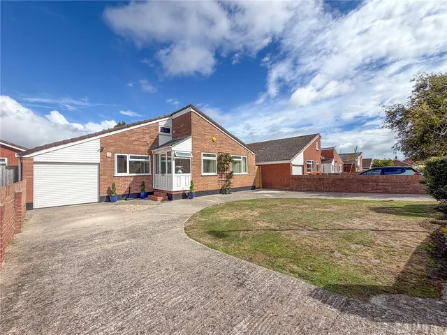 Rose Tree Paddock, Berrow, TA8, photo 1