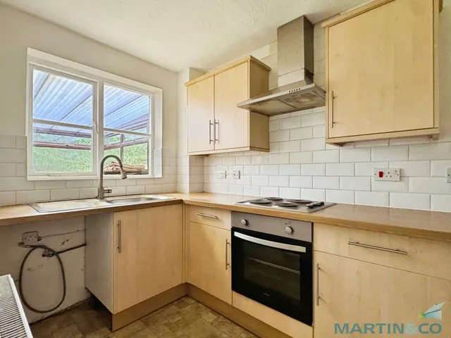 Nelson Close, Willesborough, TN24, photo 2