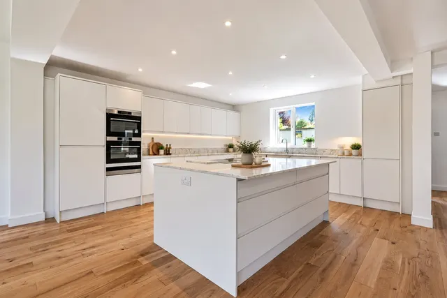 Windsor Road, Medstead, GU34, photo 3