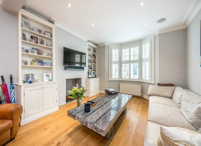 Photo 2 — Knivet Road, Fulham, SW6