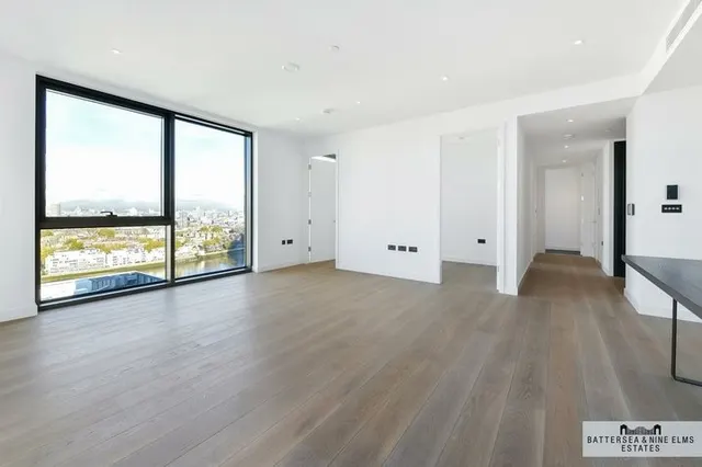 Embassy Gardens, SW11, photo 1