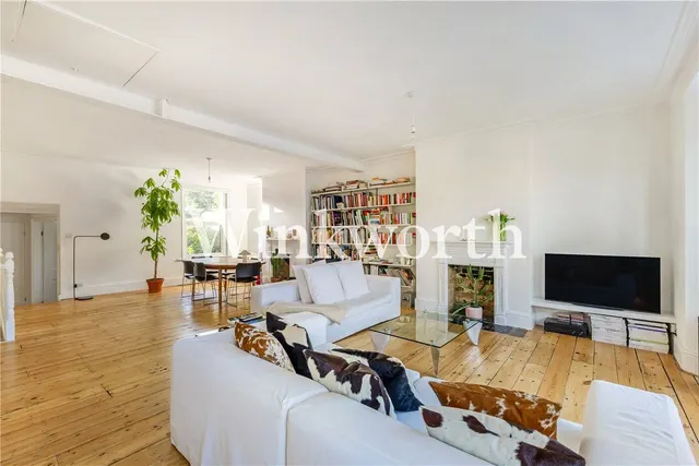 Mount Pleasant Road, London, N17, photo 1