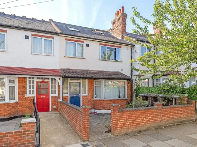 Montana Road, London, SW17, photo 1