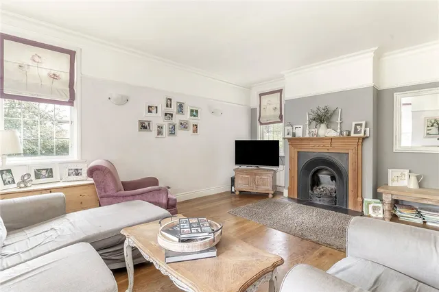 Moor Road, Bramhope, LS16, photo 3