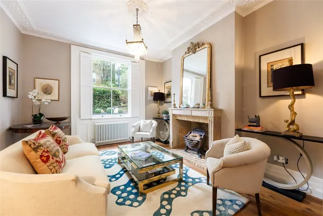 Photo 3 — Margaretta Terrace, Chelsea, London, SW3