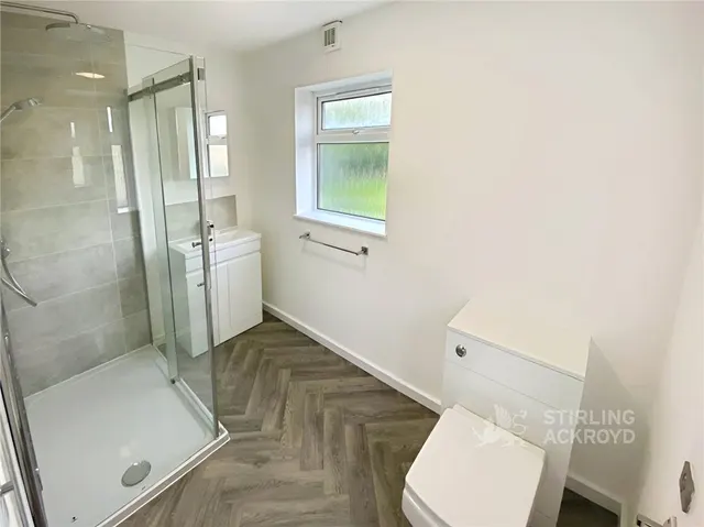 Worplesdon Road, Guildford, GU2, photo 3