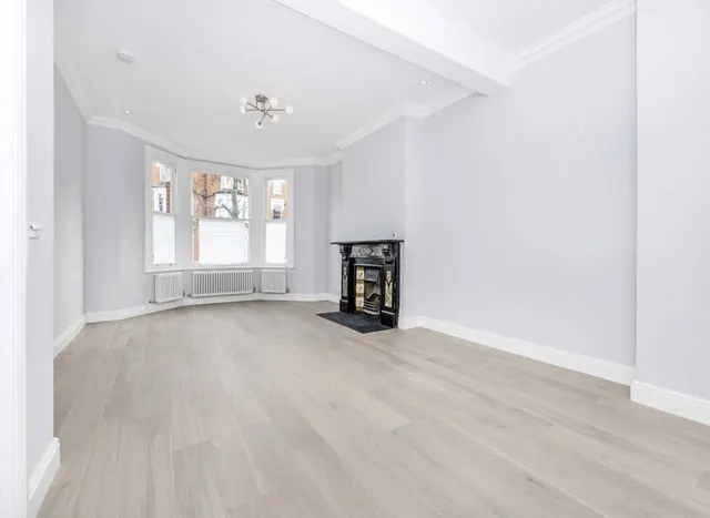 Harvist Road, Queens Park, NW6, photo 2