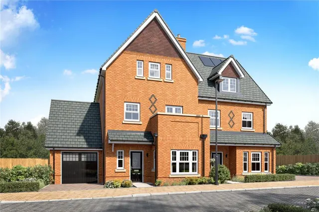 Ascot Gardens, Ascot, SL5