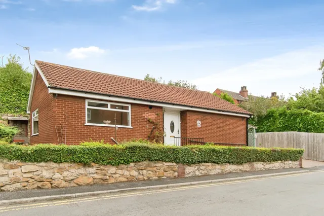 Rock Hill, Castleford, photo 1