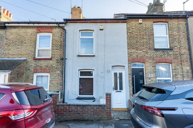 St. Margarets Road, Northfleet, DA11, photo 1