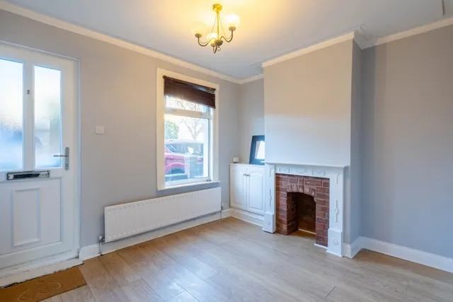 St. Margarets Road, Northfleet, DA11, photo 2