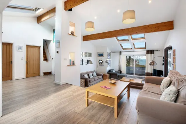 Westward Road, St. Ives, TR26, photo 3