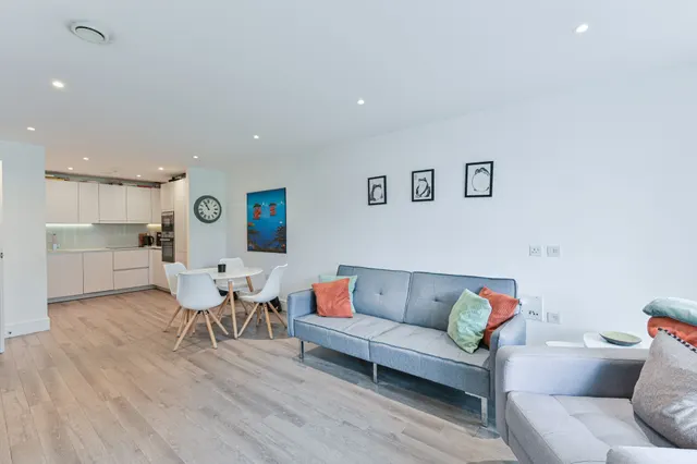 Photo 3 — Apartment 19, 3 Gaumont Place, London