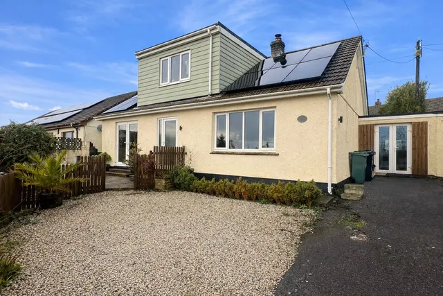 Avon Close, St Austell, PL25, photo 1