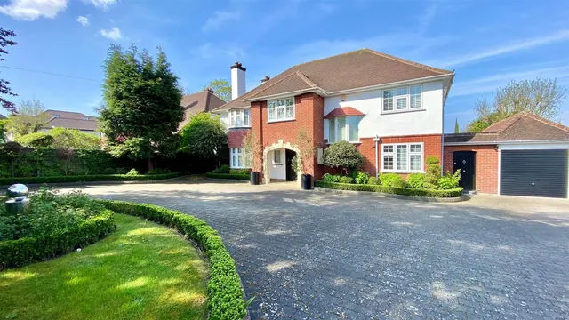 Shirley Avenue, Cheam, SM2, photo 1