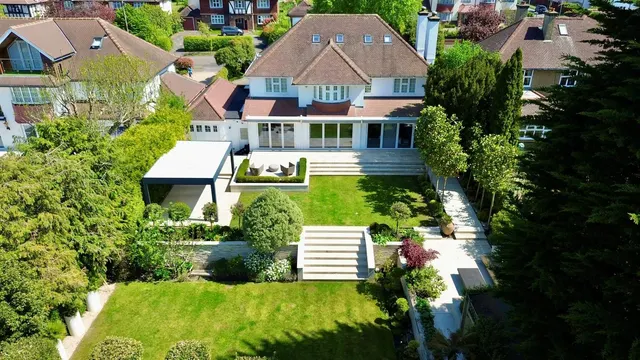 Shirley Avenue, Cheam, SM2, photo 2