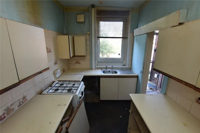 Fairford Avenue, Leeds, LS11, photo 3