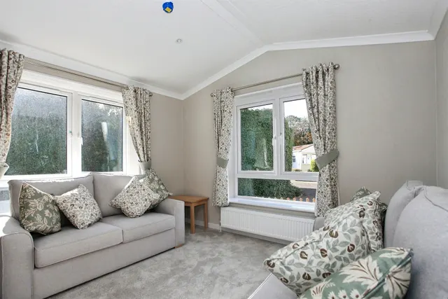 Werrington Grove, Peterborough, PE4, photo 2