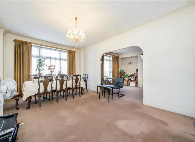 Portland Place, Marylebone, W1B, photo 2