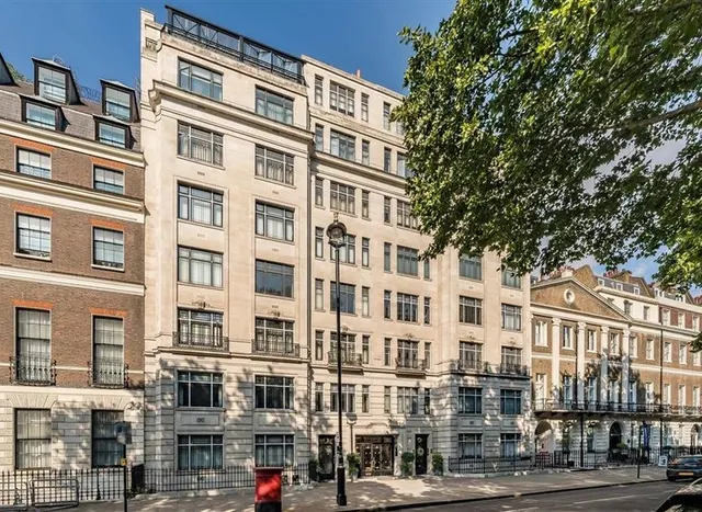 Portland Place, Marylebone, W1B, photo 1