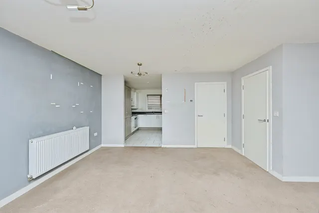 Photo 3 — Otter Road, Swaffham