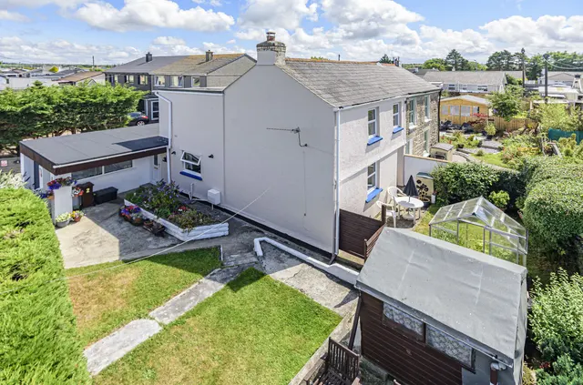 Polgine Lane, Troon, TR14