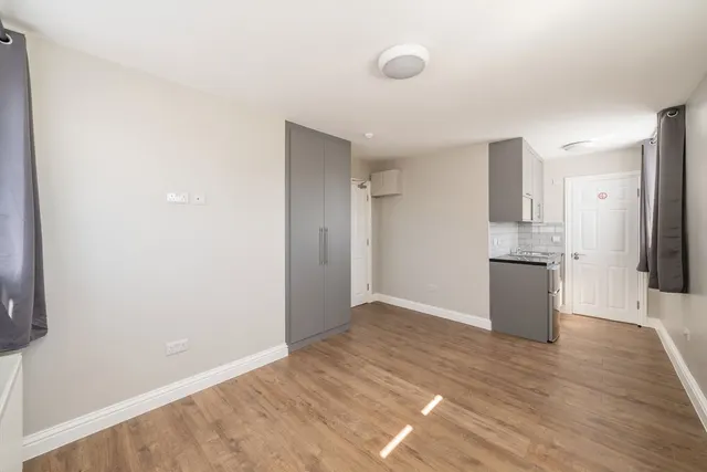 Hall Road, TW7, photo 2