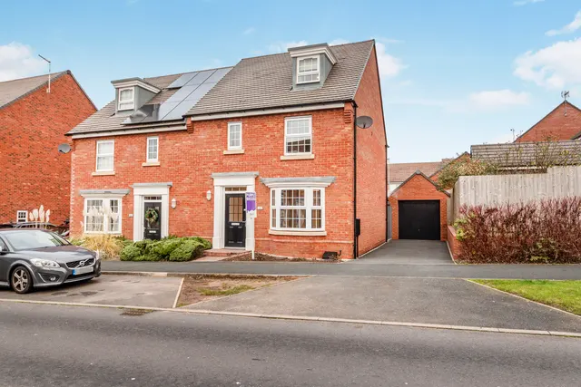 Alcester Row, Stafford, ST18, photo 1