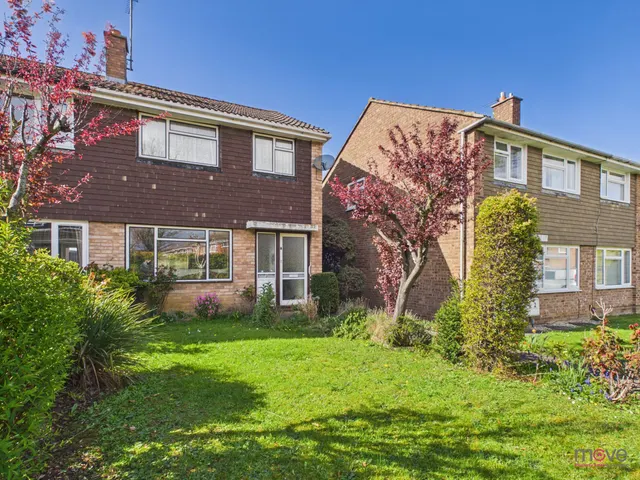 Linwell Close, Cheltenham, GL50 4SD, photo 1