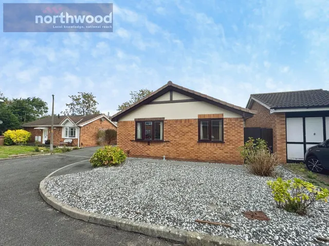 Brightwell Close, Upton, CH49, photo 1