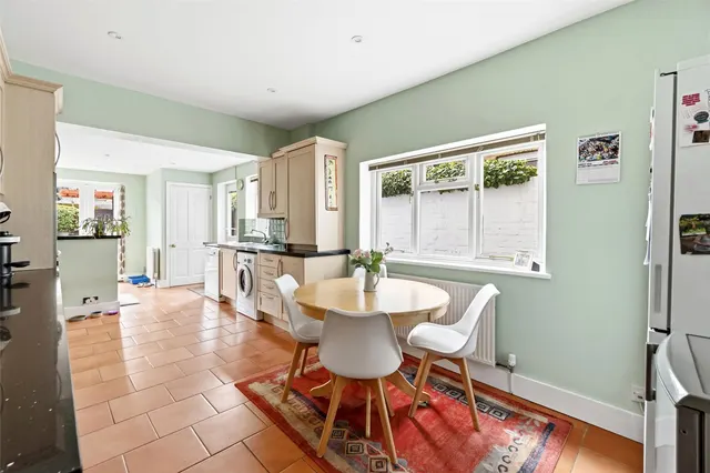 Photo 2 — Gould Road, Twickenham, TW2 6RN
