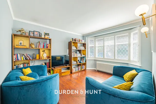 Hycliffe Gardens, Chigwell, IG7, photo 2