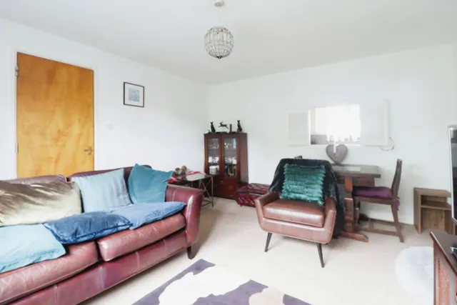 Arthur Court, Chelmsford, CM1, photo 3