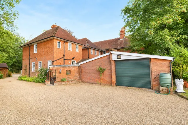 Stockton Avenue, Fleet, Hampshire, GU51 4NP, photo 1